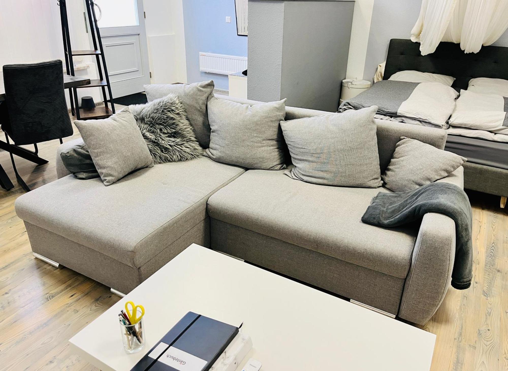 Apartment Ladenlokal - Gemuetlichkeit Einkaufen *